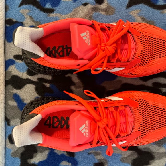 Men’s size 9 1/2 Adidas Ultra 4 D Bright Orange Running Shoes - Picture 3 of 8